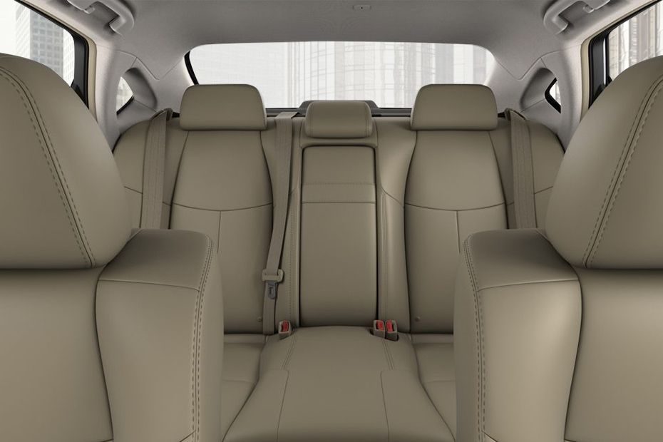 Infiniti Q70 Rear Seats