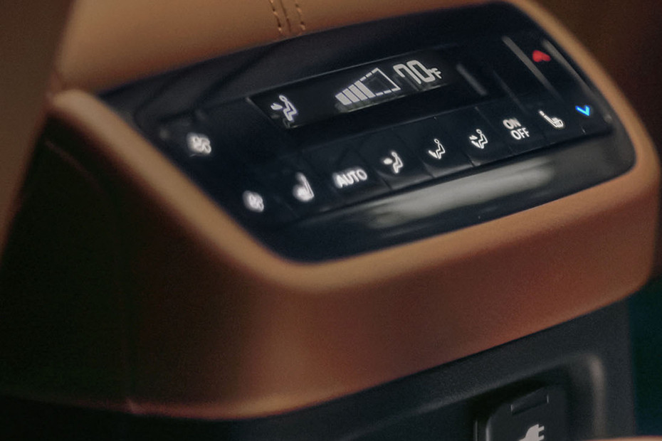 QX60 (2024-2025) Rear AC Controls