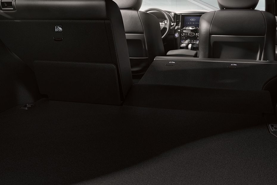 Folding Seats of Infiniti QX70