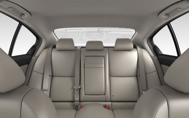 Infiniti Q50S Hybrid Rear Seats