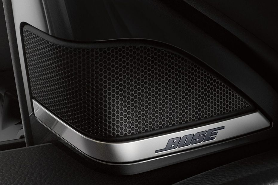 Speakers View of Infiniti QX30