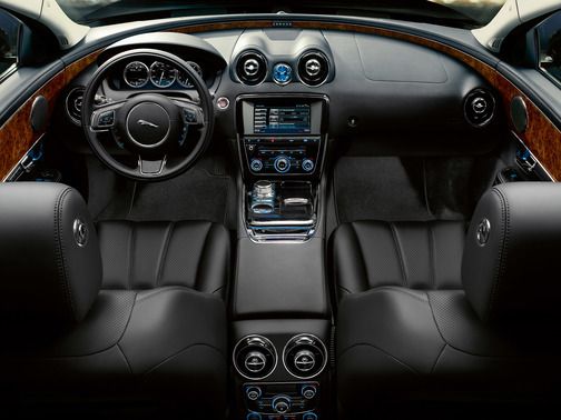 Dashboard View of XJ Premium Luxury LWB