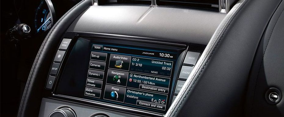 F Type S Coupe touch screen