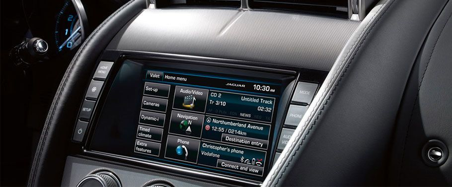 F-Type R AWD Convertible touch screen