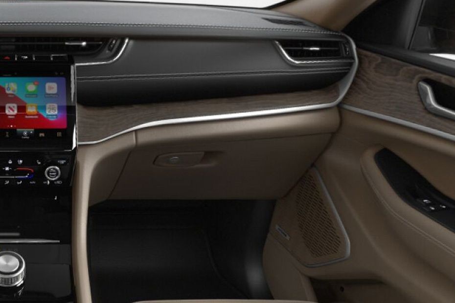 Jeep Grand Cherokee L Glove Box