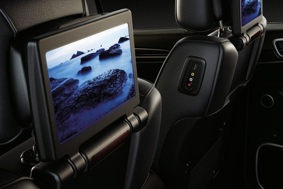 Rear Seat Entertainment of Jeep Grand Cherokee-2012