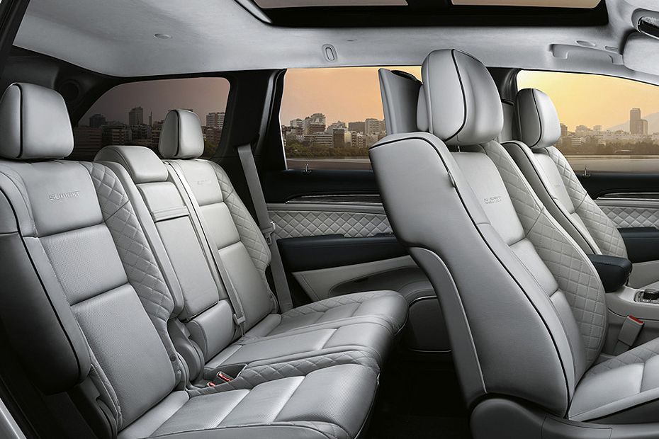 Jeep Grand Cherokee-2012 Rear Seats