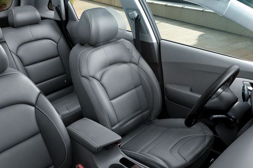 Niro (2021-2022) Front Seats