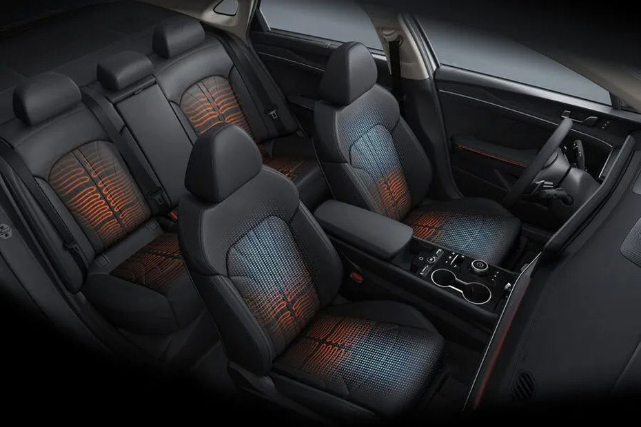 KIA K5 Front And Rear Seats Together