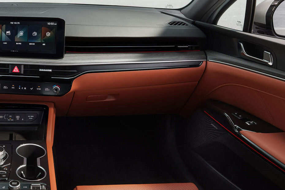 KIA K5 Glove Box