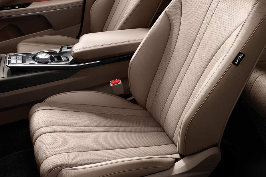 K8 (2023-2024) Front Seats