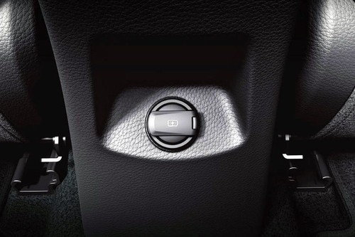 Rio 4-Door Rear AC Controls