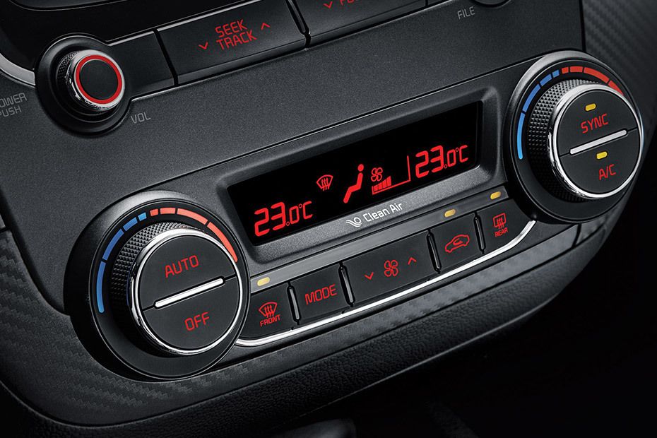 Front AC Controls of KIA Cerato (2012-2021)