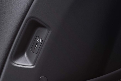 Power Accessories Outlet View of KIA Sorento