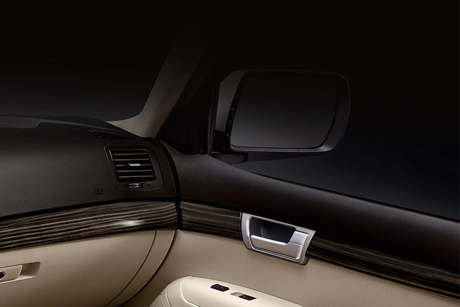 KIA Mohave Passengers View