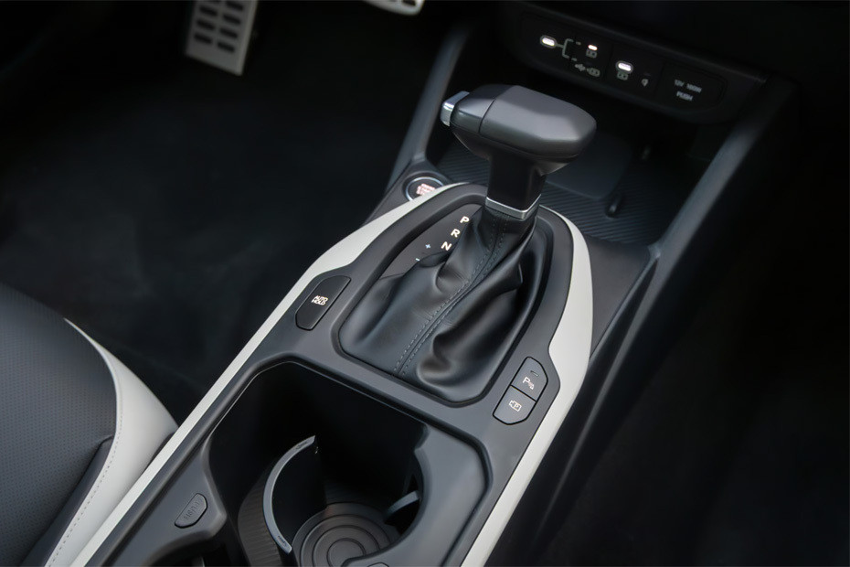 KIA K4 Gear Shifter