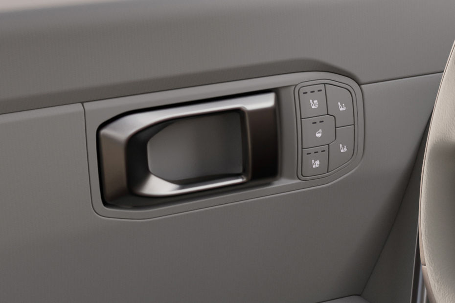 door handle interior of KIA Seltos 2026
