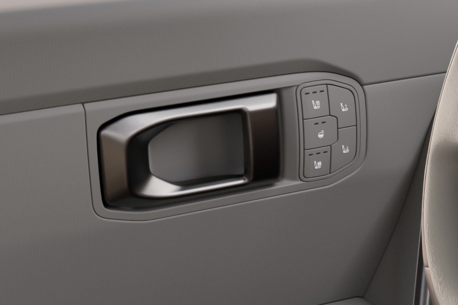 door handle interior of KIA Seltos 2026