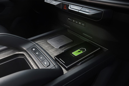 Power Accessories Outlet View of KIA Telluride Hybrid