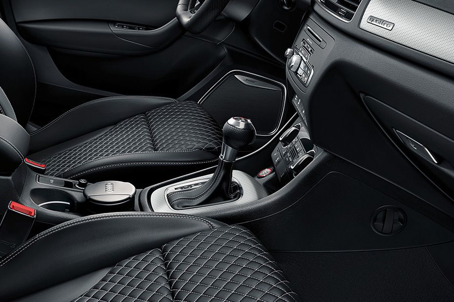 Audi RS Q3 (2017-2022) Gear Shifter