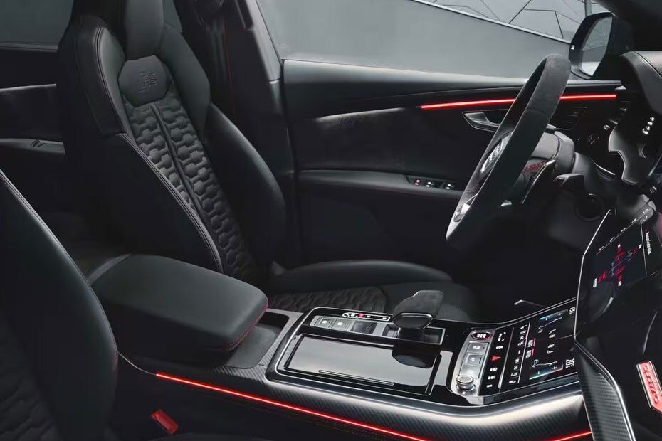 RS Q8 Front Seats