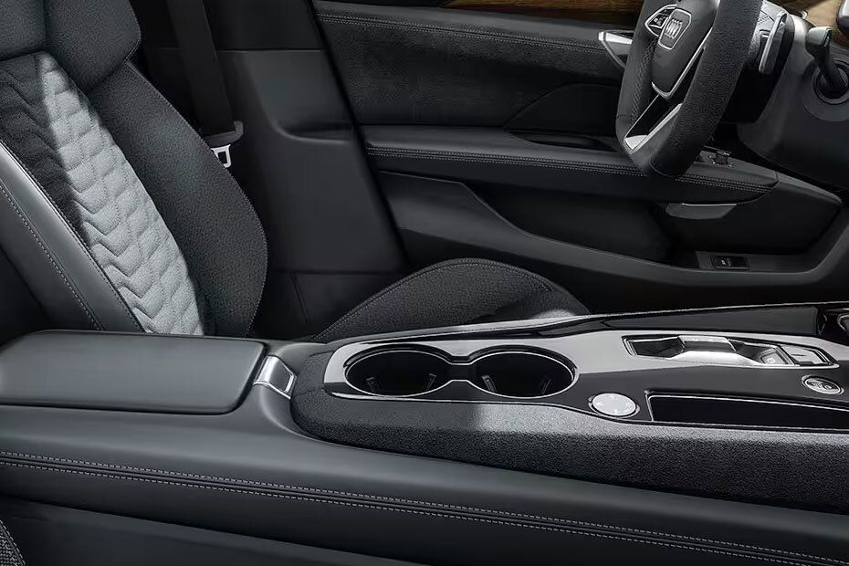 E-tron GT (2022-2023) Cup Holders