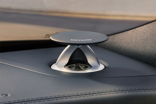 Speakers View of Audi SQ8