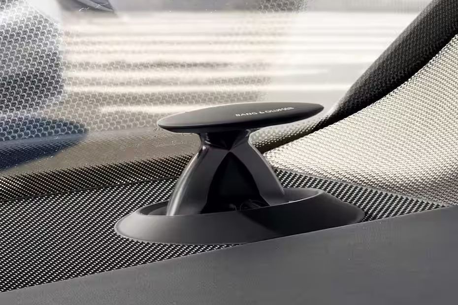 Speakers View of Audi A7