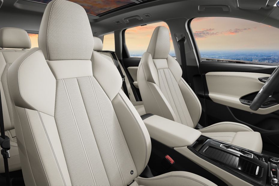 SQ6 E-Tron Front Seats