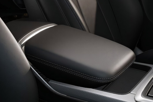 SQ7 Front Center Divider