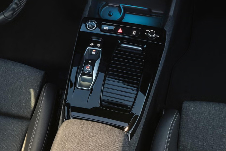 Center Controls of Audi Q6 Sportback e-tron