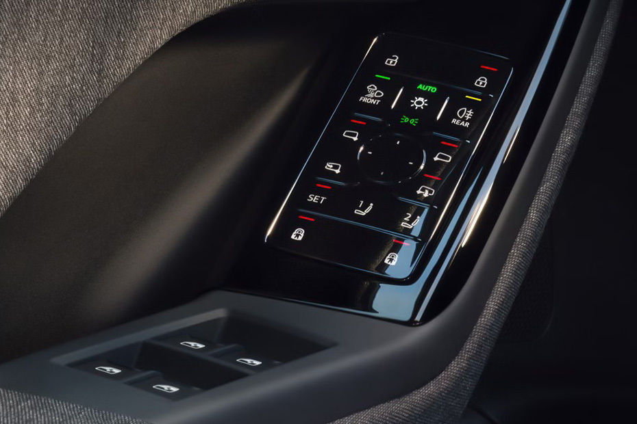 Audi Q6 Sportback e-tron Drivers Side In Side Door Controls