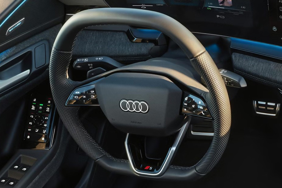 Audi Q6 Sportback e-tron Steering Wheel