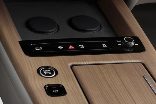 Front AC Controls of Audi Q7 2026