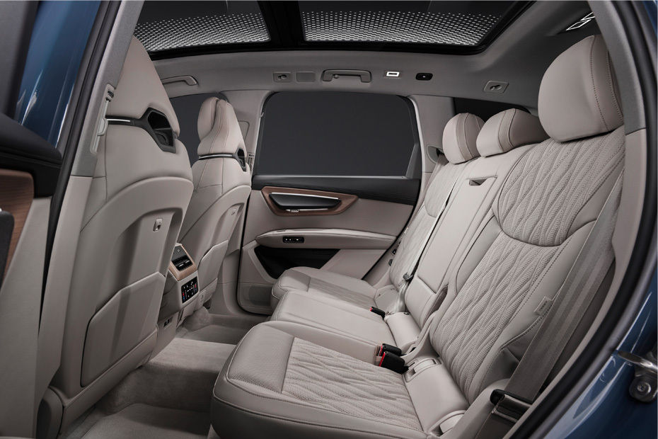Audi Q7 2026 Rear Seats
