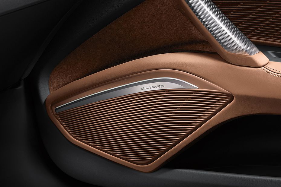 Speakers View of Audi TT Coupe
