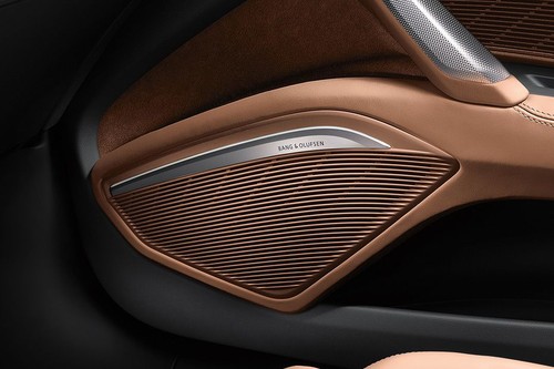 Speakers View of Audi TT Roadster
