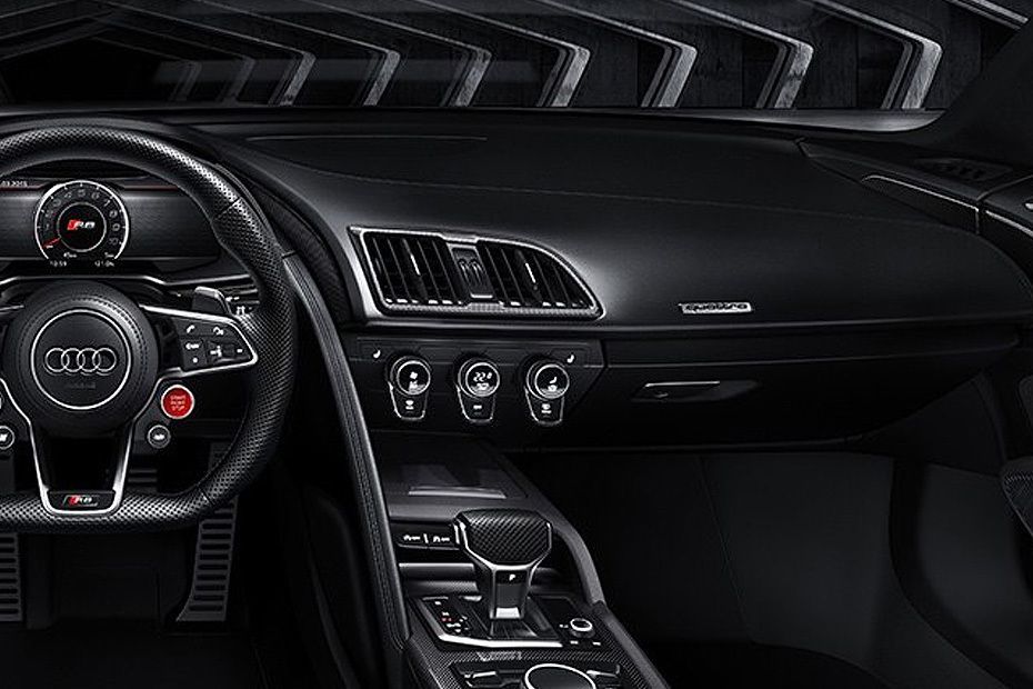 R8 Coupe Center Console
