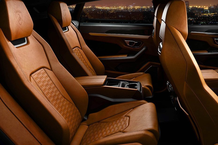 Lamborghini Urus(2022-2023) Rear Seats
