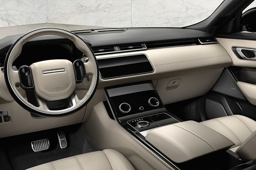 Dashboard View of Range Rover Velar (2024-2025)