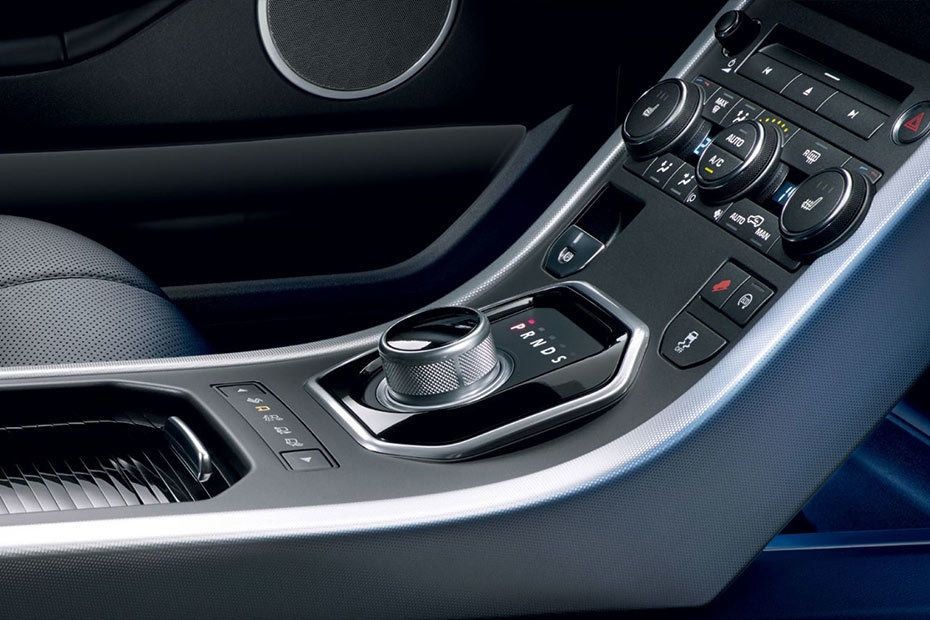 Center Controls of Land Rover Range Rover Evoque 5 Door