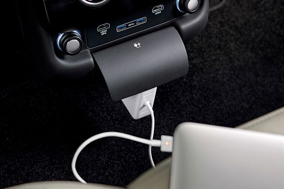 Power Accessories Outlet View of Land Rover Range Rover Evoque Coupe