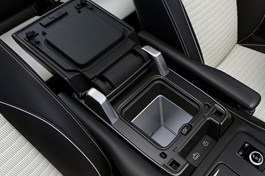 Discovery Front Center Divider