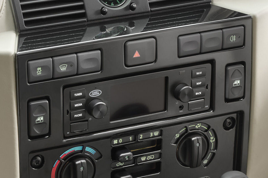 Stereo View of Classic Defender