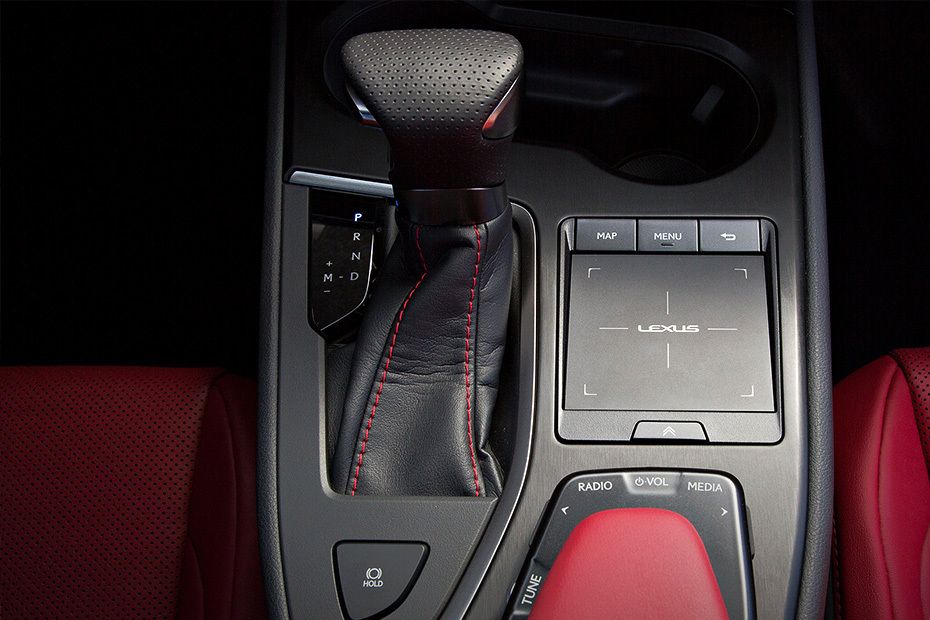 Lexus UX Gear Shifter