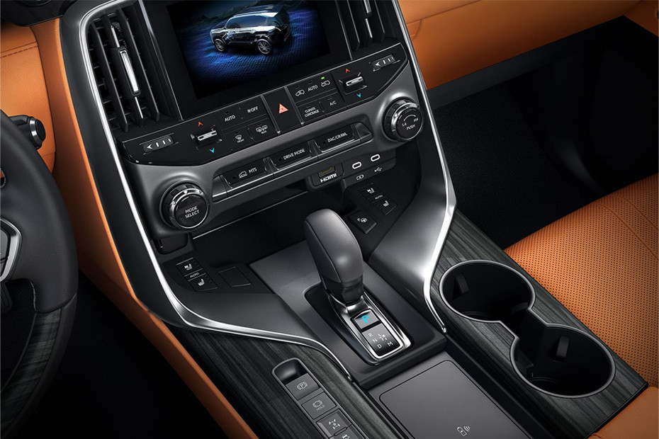 LX 700H Center Console