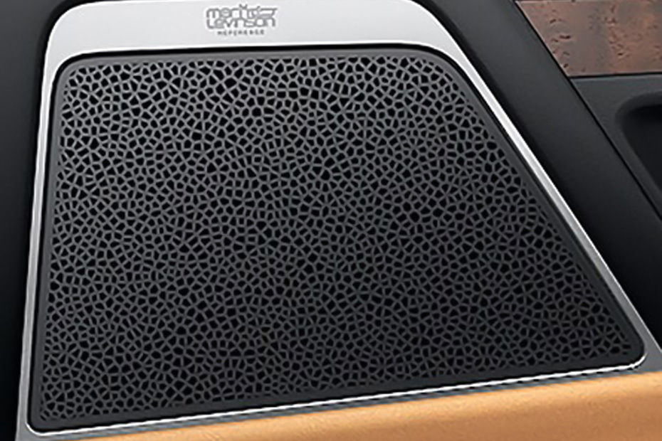 Speakers View of Lexus LX 700H