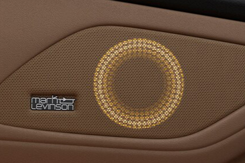 Speakers View of Lexus ES 500e