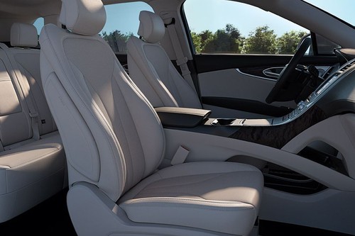 Nautilus (2020-2021) Front Seats