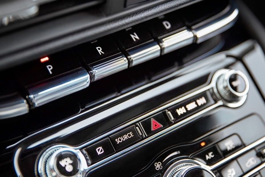 Center Controls of Lincoln Corsair (2022-2024)